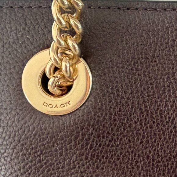 Coach Turnlock Chain Tote - Pebbled Leather - Eggplant/Dark Mauve - Picture 5 of 11